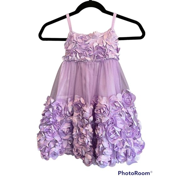 Lavender Spaghetti Strap Flower Peddles Dress Girls Size 5 - Picture 1 of 2